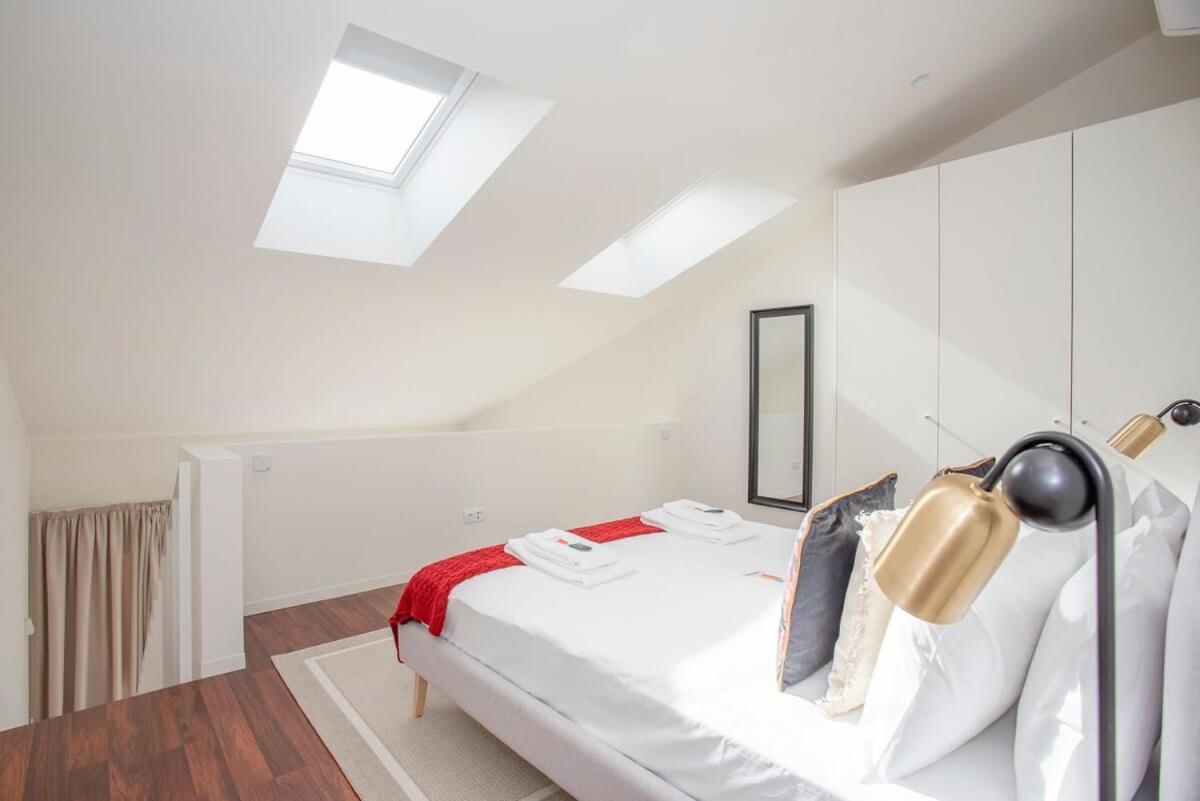 Liiiving In Porto - Luxury Gallery Apartments Екстериор снимка